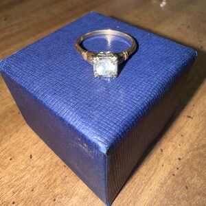 10k Yellow Gold Art Deco ring